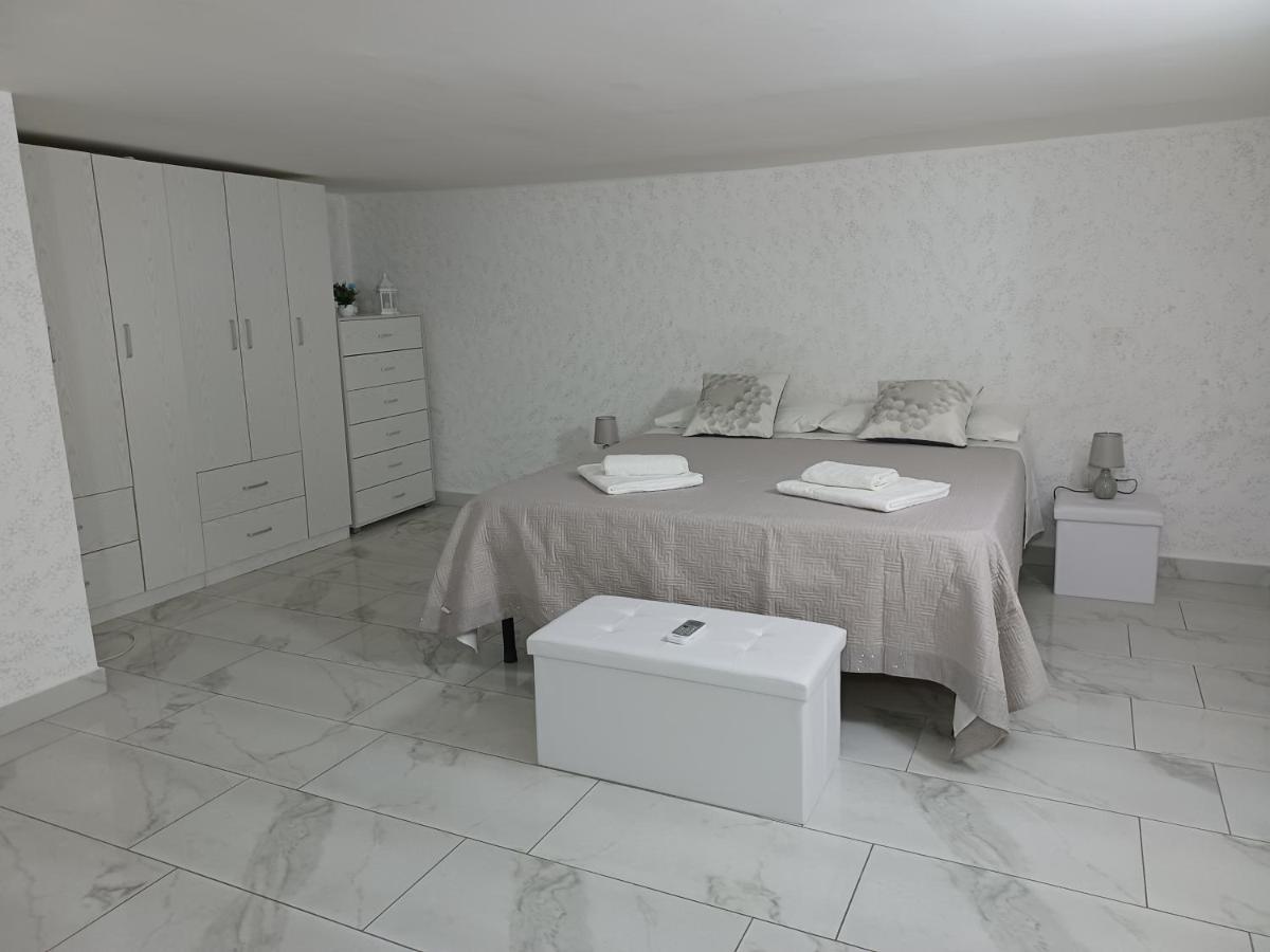 Casa Tetyana Apartment Napoli Exterior foto
